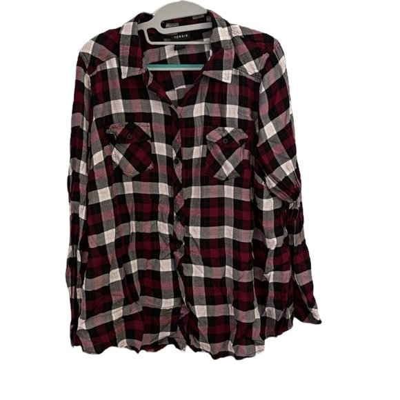 TORRID Premium Brand Super Soft Flannel in Red/Black/White Plaid Shirt Size 3X - Picture 3 of 7